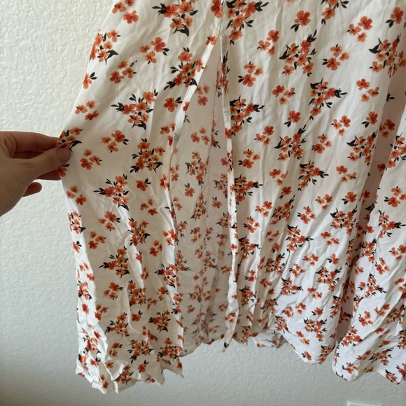 Modern Citizen White Red Floral Cut Out Back Midi Dress Size Large - Picture 3 of 7
